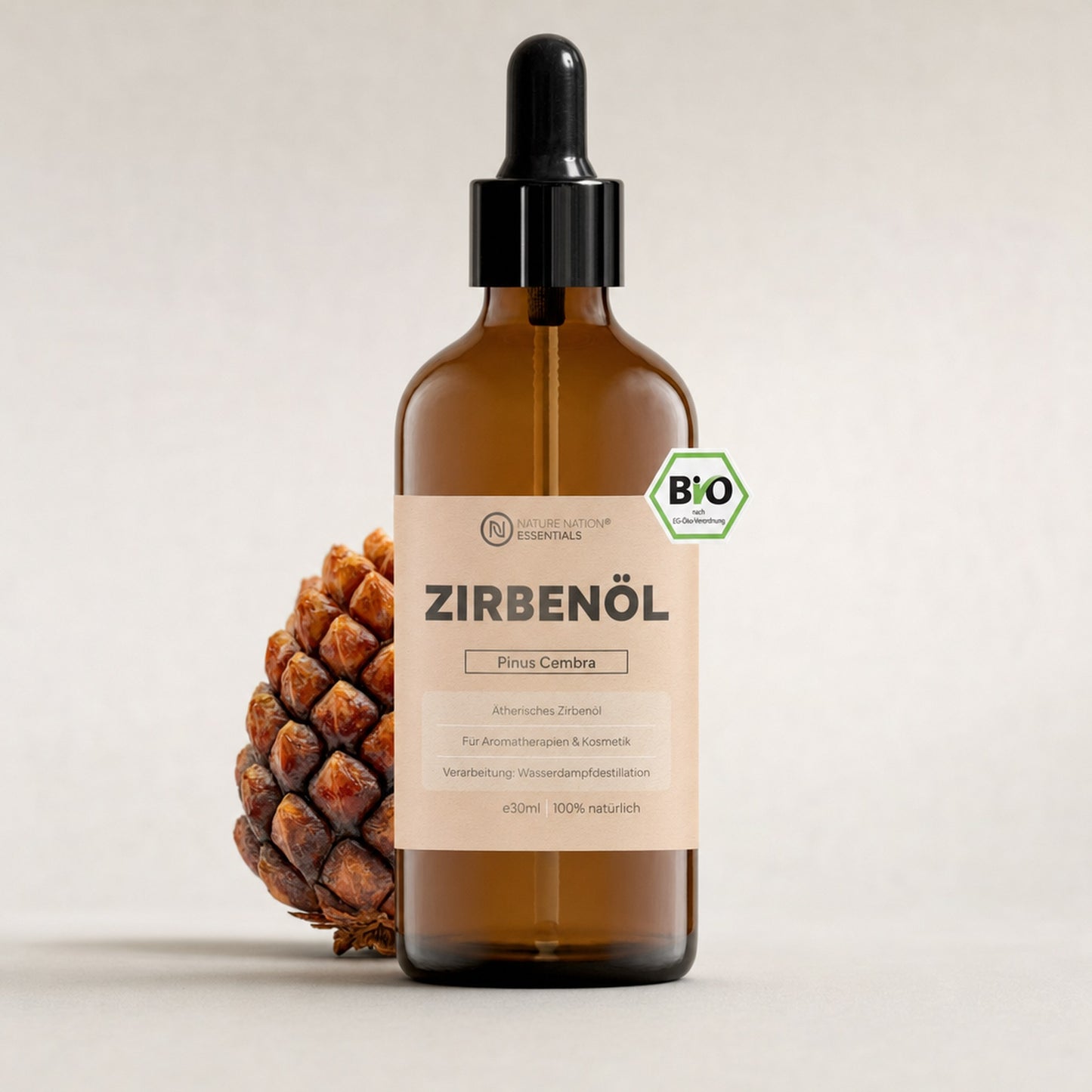 Aetherisches Bio-Zirbenoel 30ml, Studioaufnahme